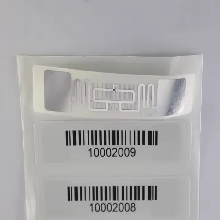 নাম